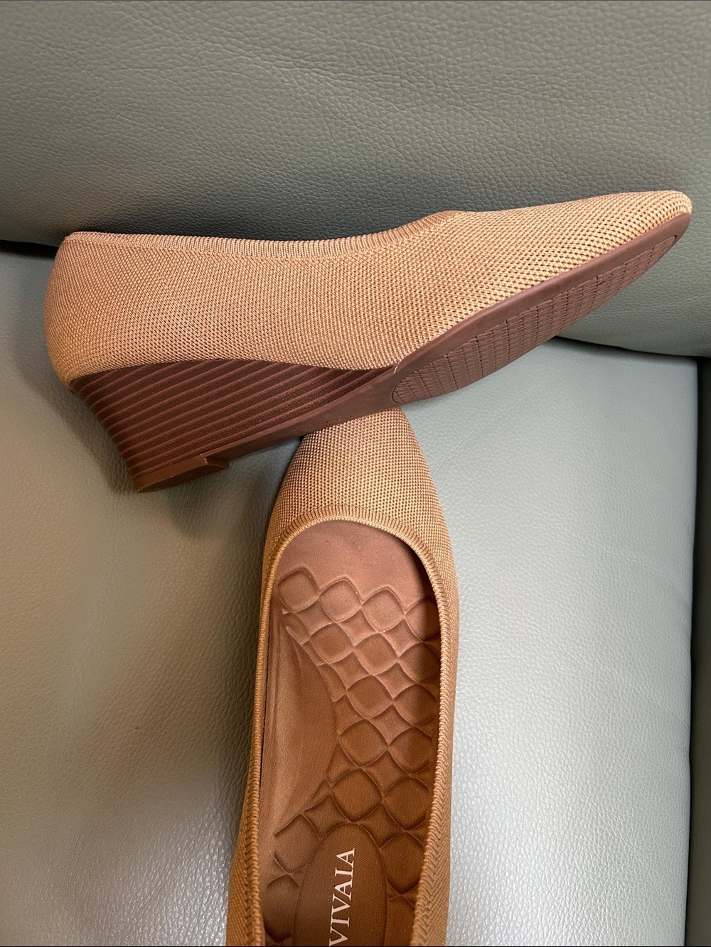 VIVAIA Pointed Toe Women’s Wedge Shoe - Picture 11 of 12